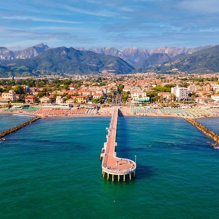 Appartamento Moderno Sul Mare Марина ди Маса Екстериор снимка